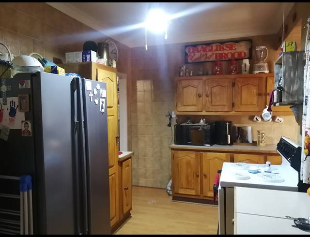 3 BEDROOM HOUSE SOLD IN STILFONTEIN EXT 4